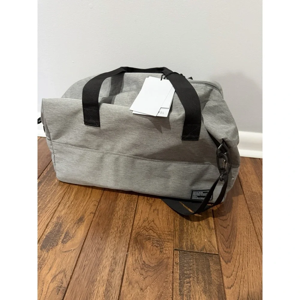Hex Gray Charcoal Aspect Duffel Bag NWT Weekender Travel Bag Overnight